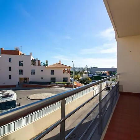 Globe 33 By Ici Appartement